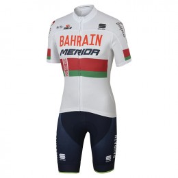 BAHRAIN-MERIDA Weiß Russian Fahrradbekleidung Satz Radtrikot Kurzarm+Kurz Radhose 2017 Radtrikot Kaufen